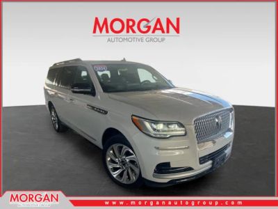 2024 Lincoln Navigator L Reserve in White — front three-quarter view