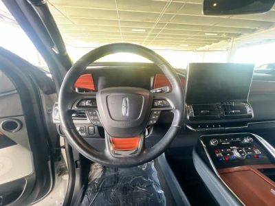 2024 Lincoln Navigator L — photo 14 view