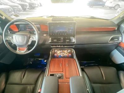 2024 Lincoln Navigator L — photo 28 view