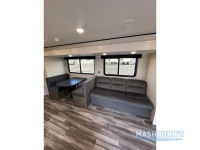 2025 Jayco Jay Flight SLX - Photo 10