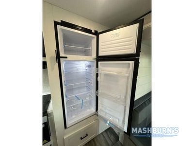2025 Jayco Jay Flight SLX - Photo 13