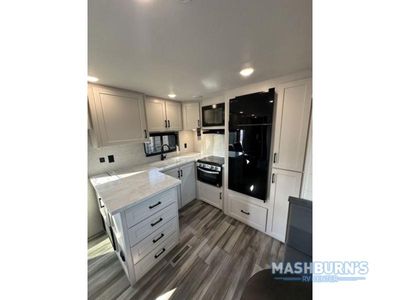 2025 Jayco Jay Flight SLX - Photo 11