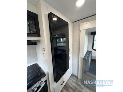 2025 Jayco Jay Flight SLX - Photo 12