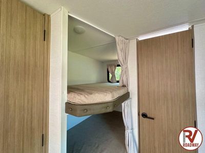 2026 Wildwood 28DBUD — photo 22 view
