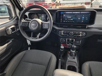 2026 Pre-Owned 2025 Jeep Wrangler 4xe - Photo 9