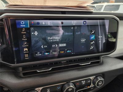 2026 Pre-Owned 2025 Jeep Wrangler 4xe - Photo 15