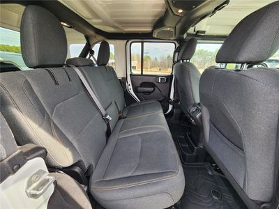 2026 Pre-Owned 2025 Jeep Wrangler 4xe - Photo 8