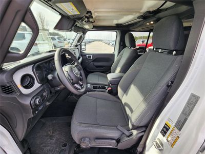 2026 Pre-Owned 2025 Jeep Wrangler 4xe - Photo 13