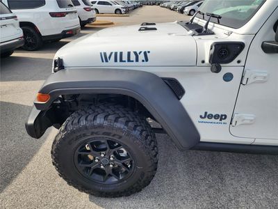 2026 Pre-Owned 2025 Jeep Wrangler 4xe - Photo 6