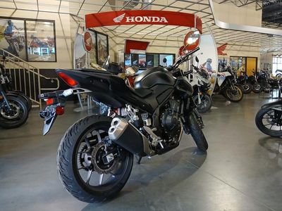 2025 Honda CB500F - Photo 11