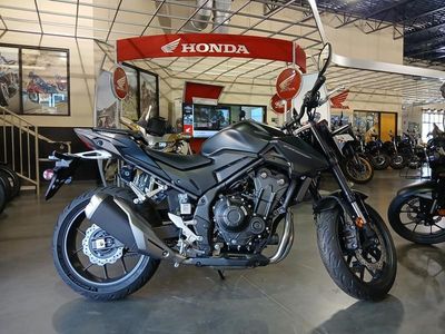 2025 Honda CB500F - Photo 8