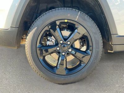 2025 Jeep Grand Cherokee — photo 30 view