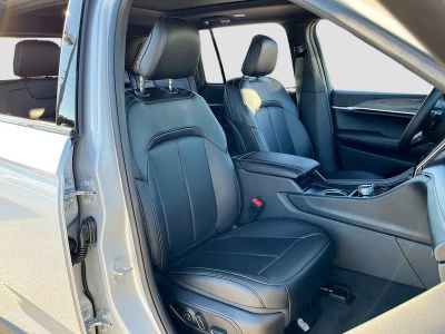 2025 Jeep Grand Cherokee — photo 28 view