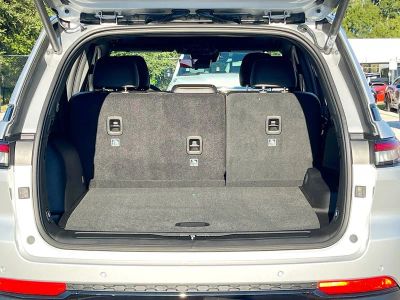 2025 Jeep Grand Cherokee — photo 26 view