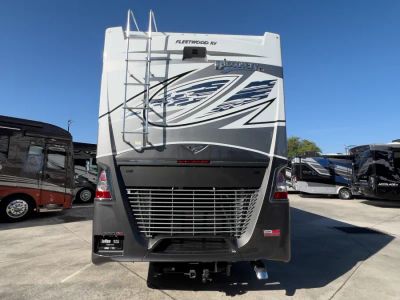 2026 Fleetwood DISCOVERY LXE - Photo 38