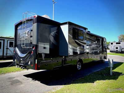 2014 Fleetwood Terra - Photo 2