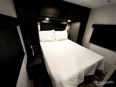 2026 Venture RV SportTrek - Photo 8