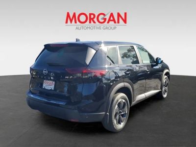 2026 Nissan Rogue — side profile view