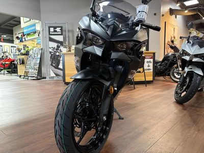2026 Kawasaki Ninja 500 Metallic Flat Spark Black - Photo 4