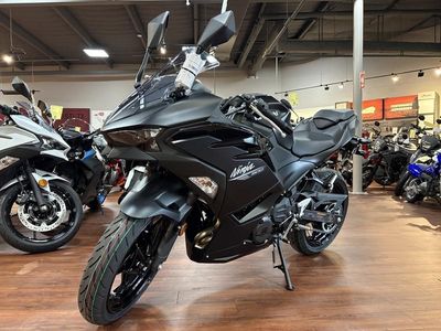 2026 Kawasaki Ninja 500 Metallic Flat Spark Black - Photo 1