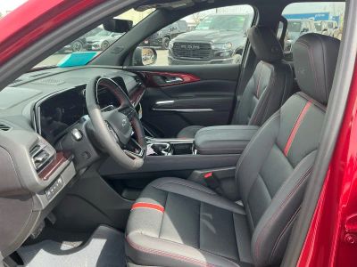 2026 Chevrolet Traverse — photo 10 view