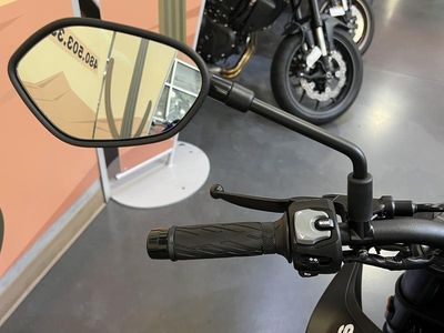 2026 Suzuki GSX-8S — photo 7 view
