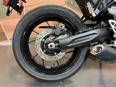2026 Suzuki GSX-8S — photo 12 view