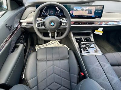 2026 BMW 7 Series — photo 17 view