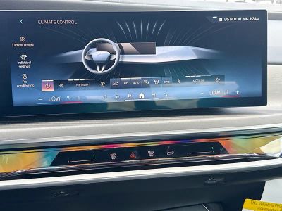 2026 BMW 7 Series — photo 34 view