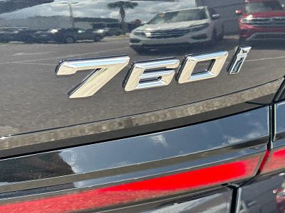 2026 BMW 7 Series — photo 12 view