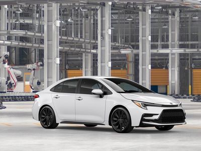 2026 Toyota Corolla — photo 14 view