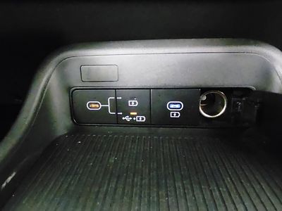 2025 Hyundai Kona - Photo 18