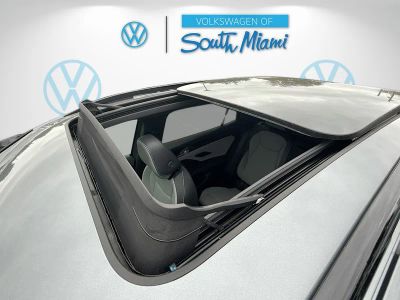 2026 Volkswagen Tiguan — photo 16 view