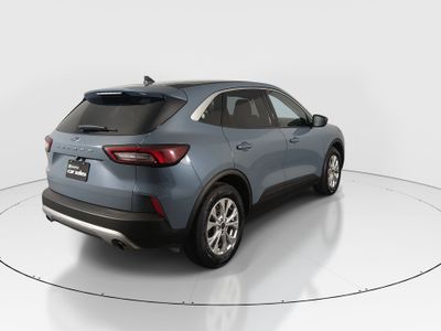 2024 Ford Escape — photo 7 view
