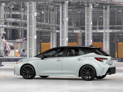 2026 Toyota Corolla Hatchback — photo 7 view