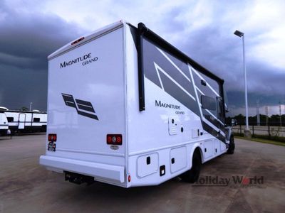 2026 Thor Motor Coach Magnitude GRAND - Photo 5