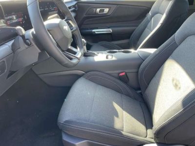 2026 Ford Mustang — photo 17 view