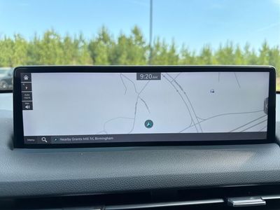 2023 Genesis GV70 — photo 8 view
