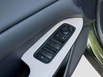 2026 Lexus RX — photo 24 view