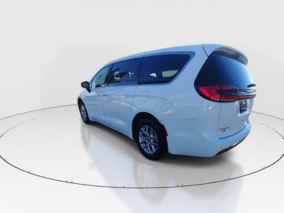 2024 Chrysler Pacifica — detail view
