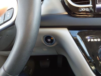 2024 Chrysler Pacifica — photo 13 view