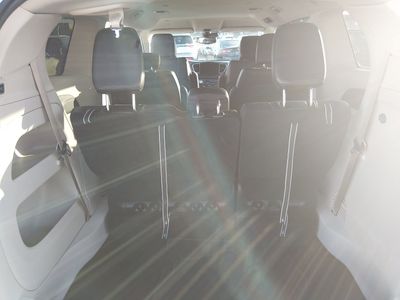 2024 Chrysler Pacifica — photo 10 view