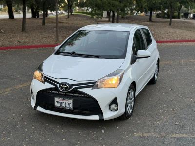2016 Toyota Yaris — side profile view