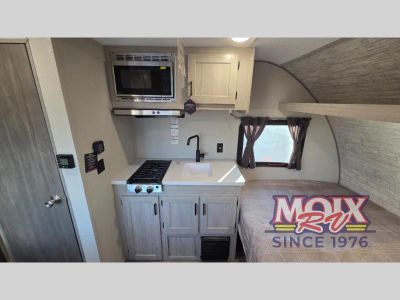 2026 Coachmen RV Catalina Summit Series 7 - Photo 9