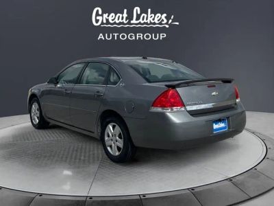 2006 Chevrolet Impala — rear three-quarter view