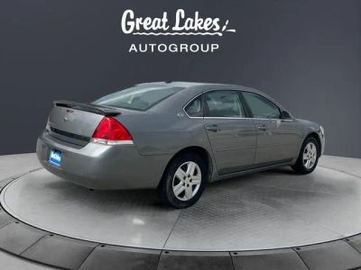 2006 Chevrolet Impala — detail view