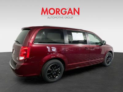 2018 Dodge Grand Caravan — rear three-quarter view
