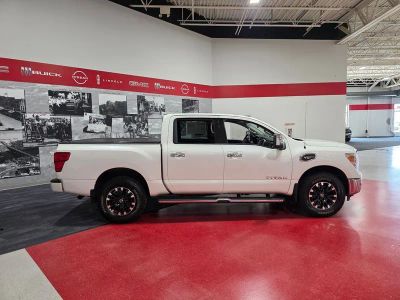 2017 Nissan Titan — side profile view