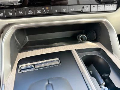 2026 Mazda CX-90 — photo 32 view