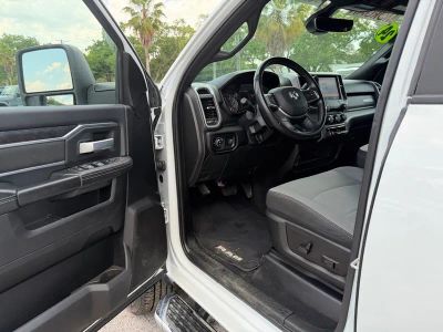2024 Ram 3500 — photo 18 view